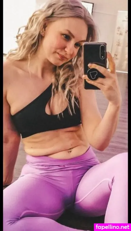 Carina Moeller Mikkelsen OnlyFans Thumbnail #61RfddpxUC