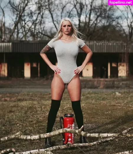 Carina Spack OnlyFans Thumbnail #bptQorRAVU