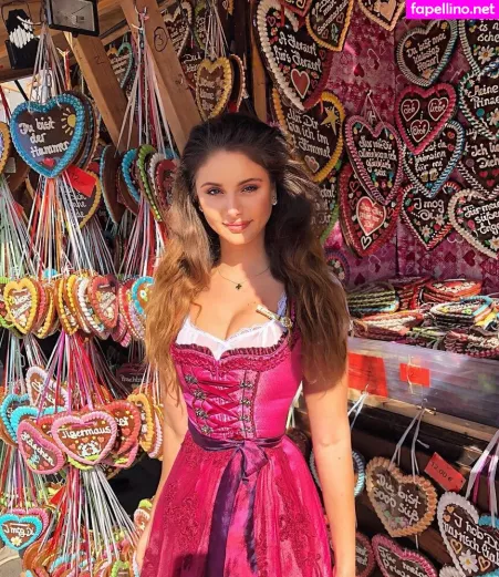 Carina Zavline OnlyFans Thumbnail #o8btNOgkRo