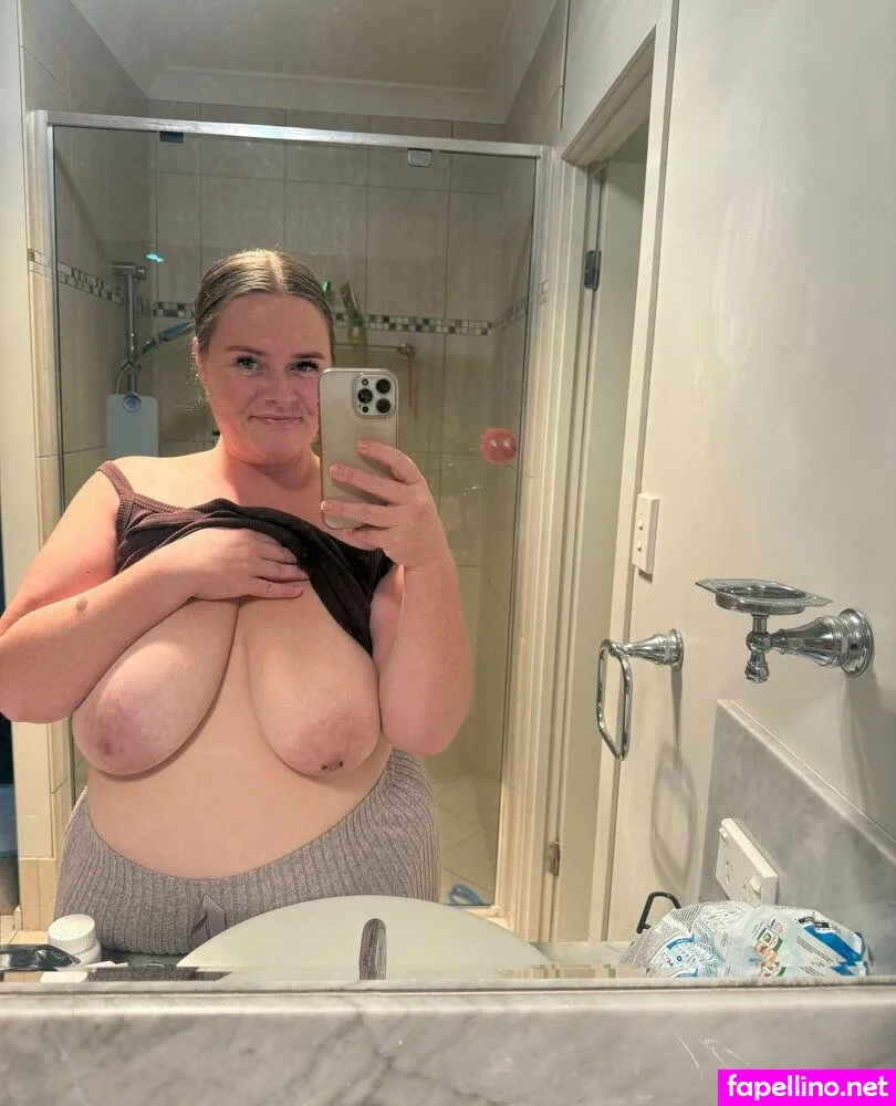 carinaberon10, carinabro10 Nude Leaked OnlyFans Photo #VIDOmMgcXl
