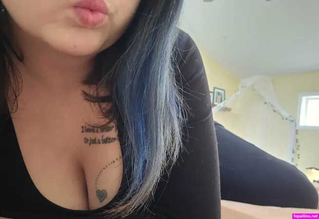 Carinasworld999 OnlyFans Thumbnail #v6wSenuWH9