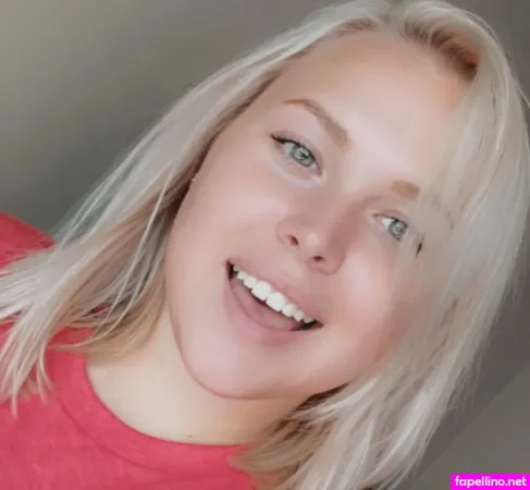 Carissa Codel OnlyFans Thumbnail #HrH6bFHjlz