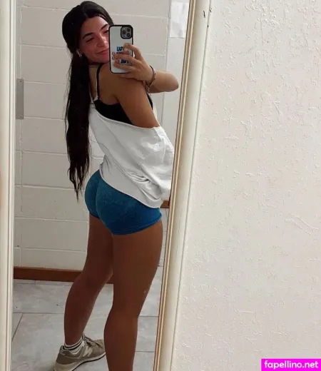 Carissa Sigman OnlyFans Thumbnail #FbbyLeAoOZ