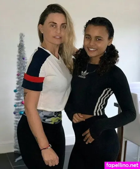 Carla Bellucci OnlyFans Thumbnail #3EyZ9VSdVd