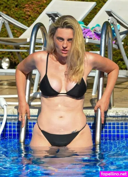 Carla Bellucci OnlyFans Thumbnail #5rGIFjXXbO