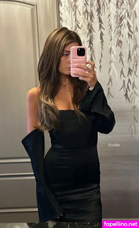 Carla Bezanson OnlyFans Thumbnail #1NEwtp2cDZ