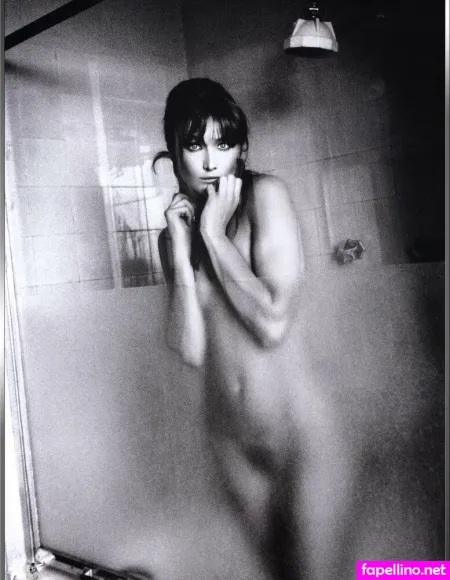 Carla Bruni OnlyFans Thumbnail #bap6yDrbXA