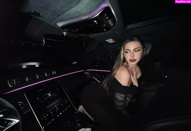 Carla Daiana OnlyFans Thumbnail #WmaJBUf8Qa