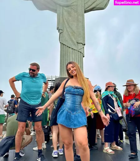 Carla Evellyn OnlyFans Thumbnail #0uNGtEFCd2