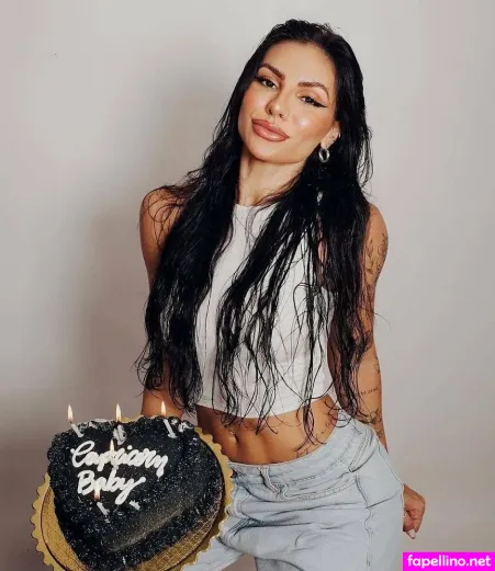 Carla Faria OnlyFans Thumbnail #A22lYpL5uR