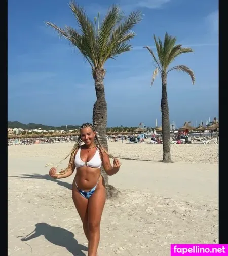 Carla Gallardo OnlyFans Thumbnail #uPaNhgxqXk