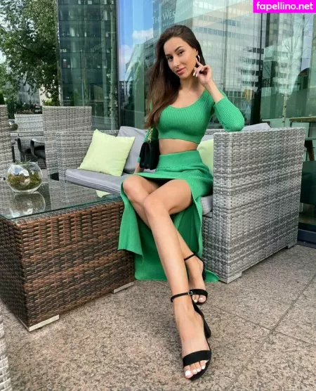 Carla Love OnlyFans Thumbnail #YHI16HIIVI