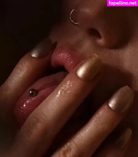 Carla Vyxx OnlyFans Thumbnail #np6aEneijX