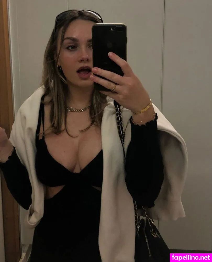 carla_guetta Nude Leaked OnlyFans Photo #s52GJFPKAG