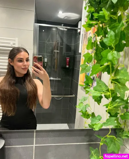 Carlababyfree Main Profile Photo