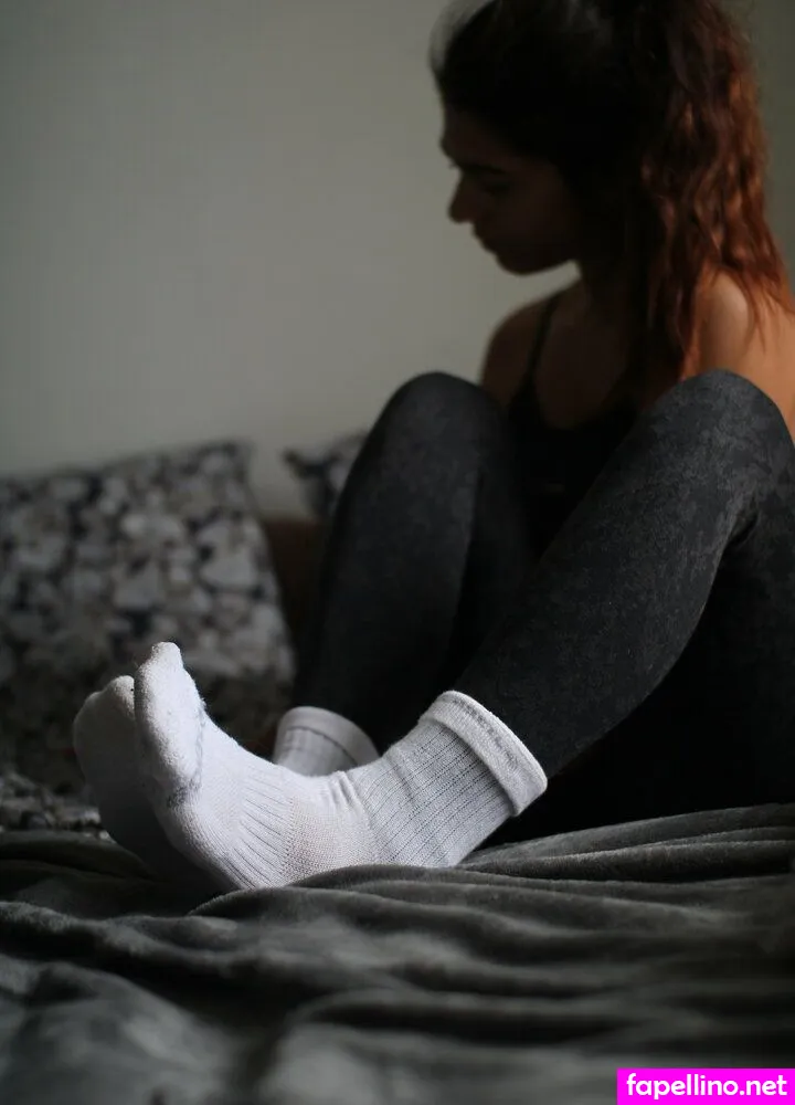 carlasfeetfrenchgirl, lipsbycarla Nude Leaked OnlyFans Photo #MJMy5OKUZz