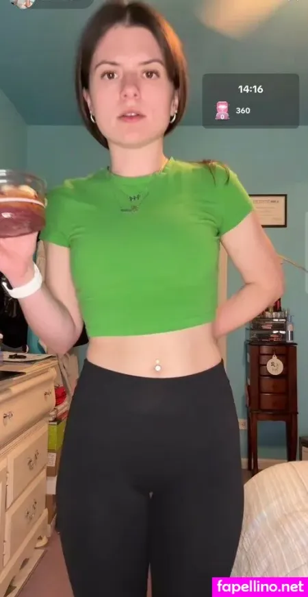 Carlee Hoschouer OnlyFans Thumbnail #ElIyQlJmN3