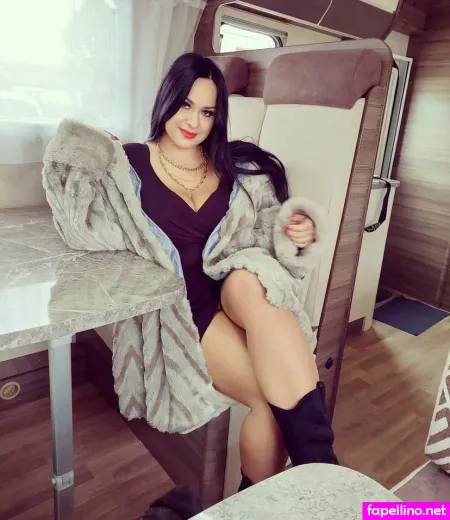 Carli Charlotte OnlyFans Thumbnail #rdUThS7uQy