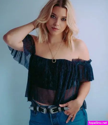 Carlie Casey OnlyFans Thumbnail #X6SziKURvQ
