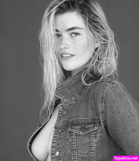 Carlie Whalen OnlyFans Thumbnail #FUR590klHF