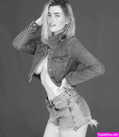 Carlie Whalen OnlyFans Thumbnail #NNlmqHZ5bn