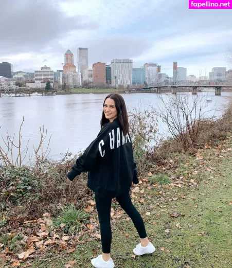 Carlieauszler OnlyFans Thumbnail #pr3y0poPN3