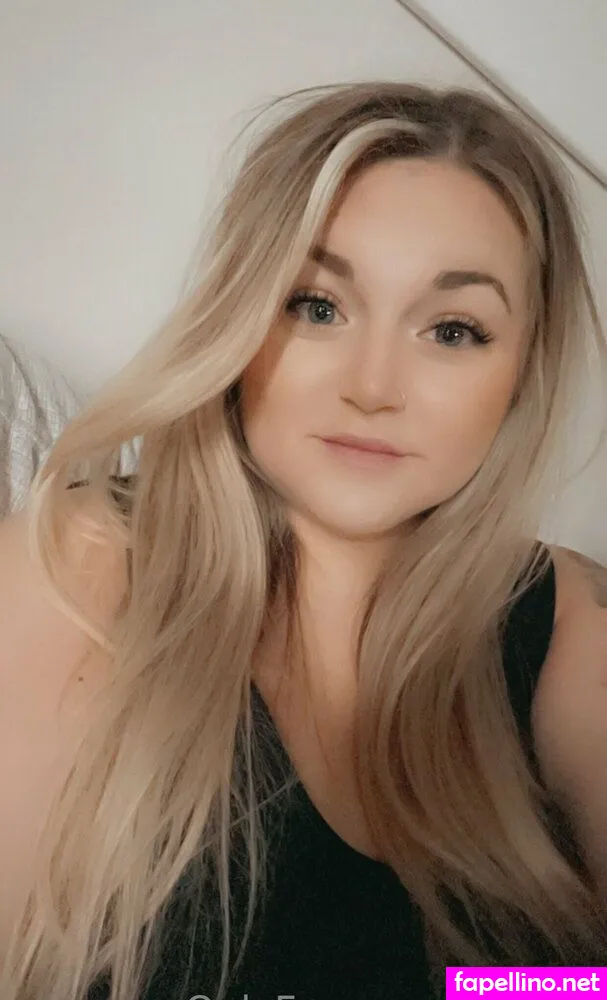 carliiie, carliiie_ Nude Leaked OnlyFans Photo #zVltUSrEYK