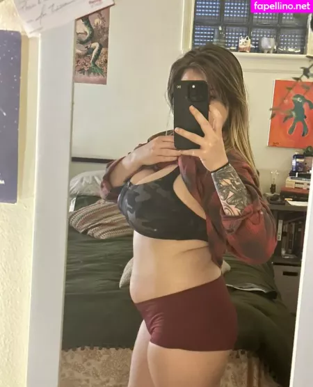 Carlirouge OnlyFans Thumbnail #0sABmL7nKV