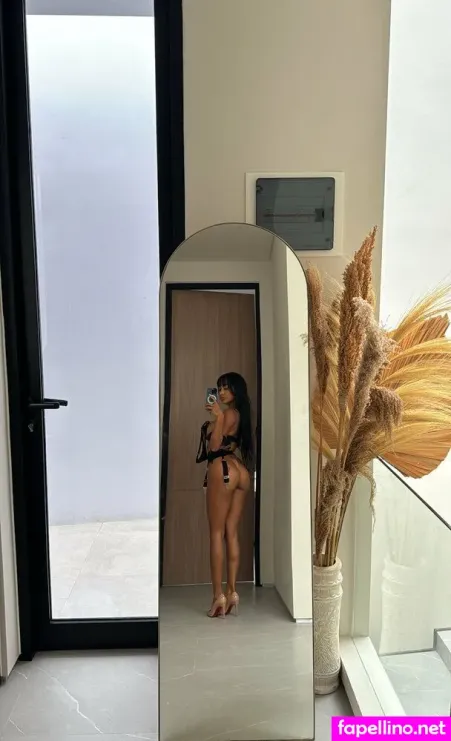 Carlitawithlove OnlyFans Thumbnail #LHaKzJzWha