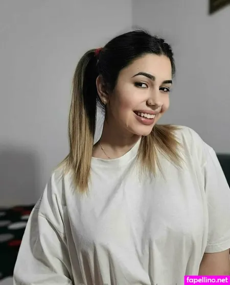 Carlotta2000 OnlyFans Thumbnail #GnQYuDUCzQ