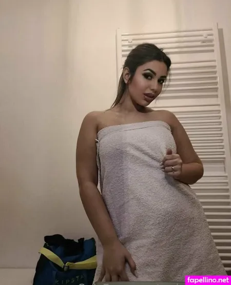 Carlotta2000 OnlyFans Thumbnail #cH2dkWEURz