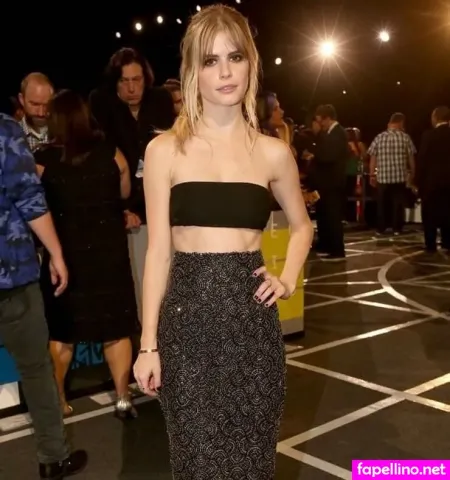 Carlson Young OnlyFans Thumbnail #ifExPJvBVq
