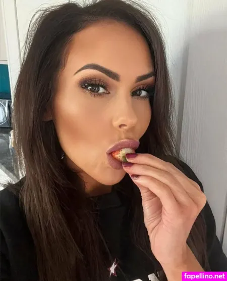 Carly Mae OnlyFans Thumbnail #kaBuoGFV3a