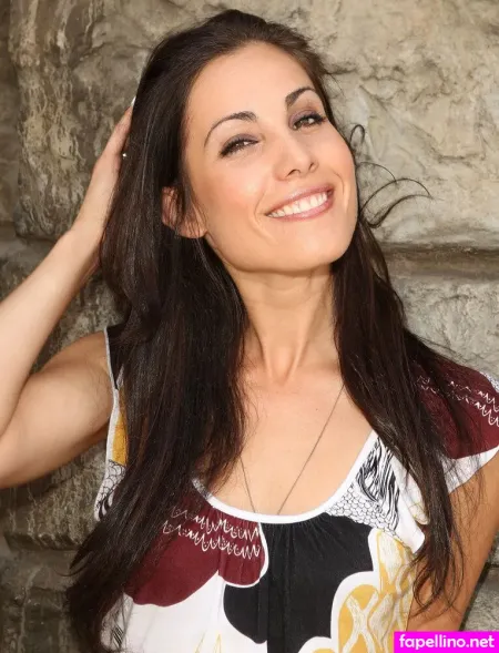 Carly Pope OnlyFans Thumbnail #H9v25rHhUn