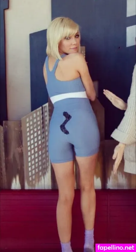 Carly Rae Jepsen OnlyFans Thumbnail #7Fijv9fZFz