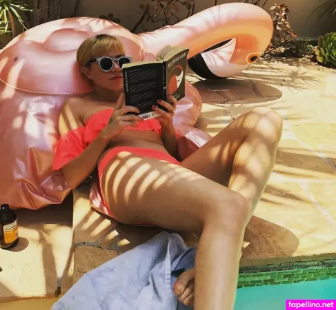 Carly Rae Jepsen OnlyFans Thumbnail #7Jb6ju7luX