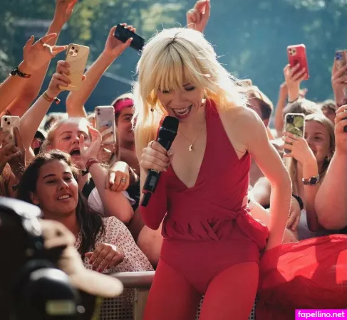 Carly Rae Jepsen OnlyFans Thumbnail #7zO8Gyv3FM