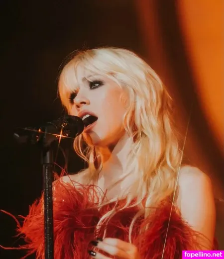 Carly Rae Jepsen OnlyFans Thumbnail #G2tlq0kQC7