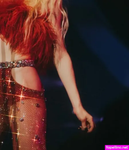 Carly Rae Jepsen Main Profile Photo