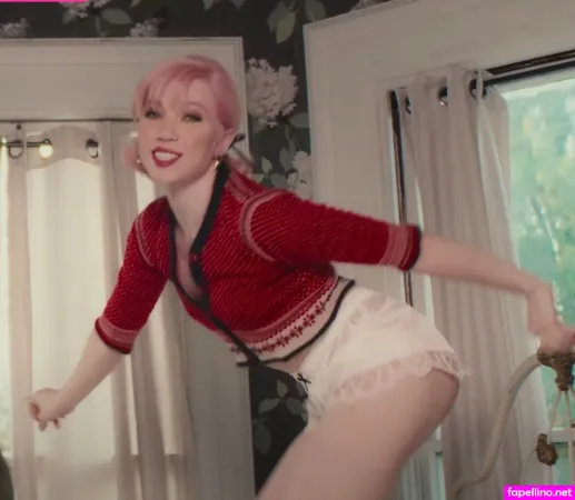 Carly Rae Jepsen OnlyFans Thumbnail #puovRBiUgQ