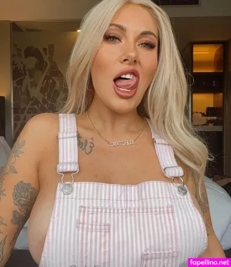 Carlyelectricfree OnlyFans Thumbnail #mAttyR3l0a