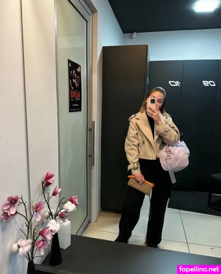 Carlyonlycarly OnlyFans Thumbnail #kQRuAzB3Bi