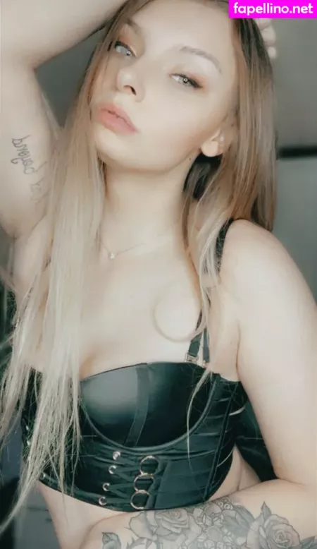 Carlyraeofficial OnlyFans Thumbnail #vWuJrgcYB7