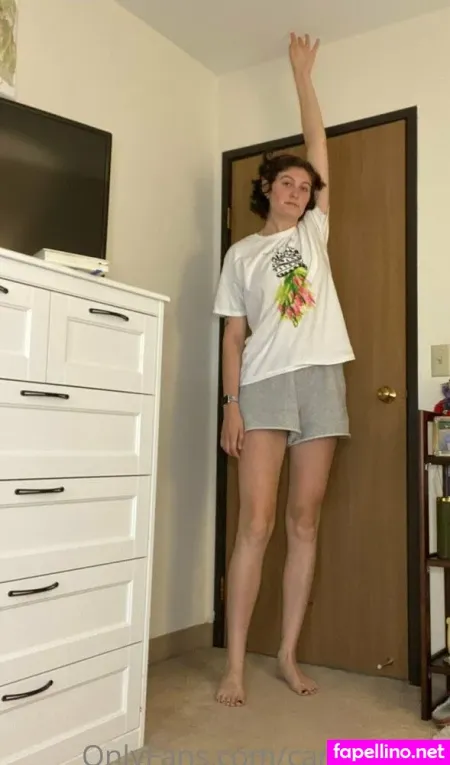 Carlyreyfeet OnlyFans Thumbnail #pvOyu1mCZ9