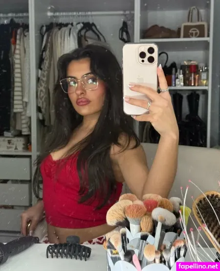 Carlysophiex OnlyFans Thumbnail #PEg54i0G88