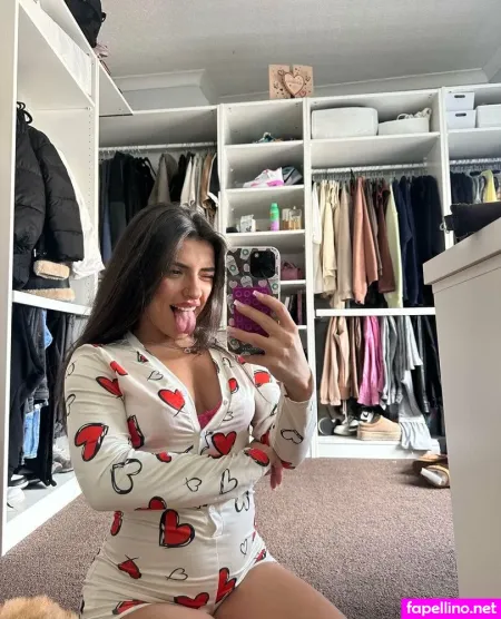 Carlysophiex OnlyFans Thumbnail #gNpzYmbVun