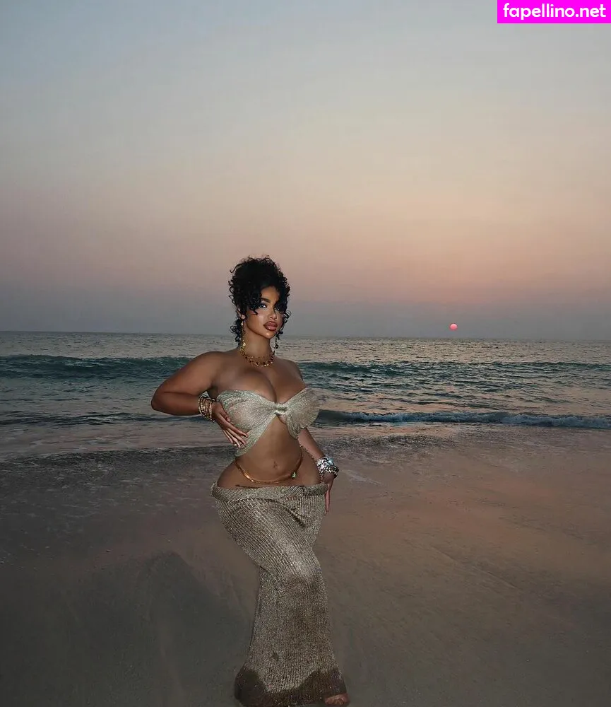 carmelahabibi, carmellaxo, littlemisslibrarian Nude Leaked OnlyFans Photo #2TILBhIfuH