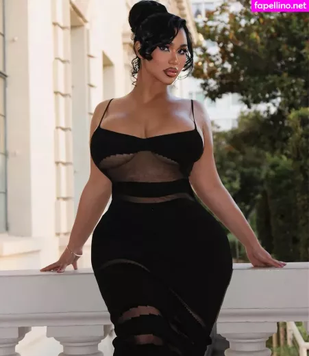 Carmela Habibi OnlyFans Thumbnail #klt7rWiSzs
