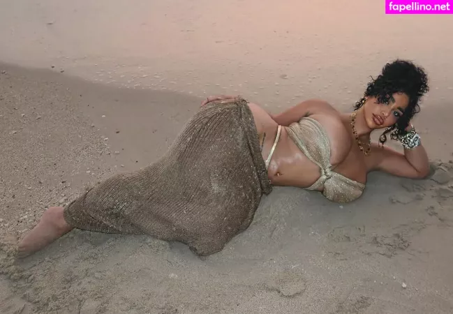 Carmela Habibi OnlyFans Thumbnail #tjpDmb4mNG