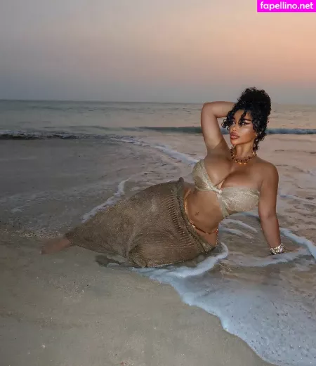 Carmela Habibi OnlyFans Thumbnail #uCfF9Mggty